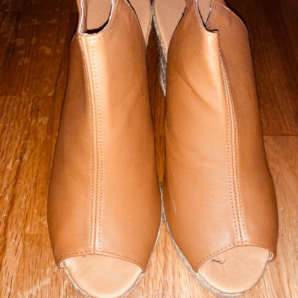 SOLD Wedges - Picture 1 of 4